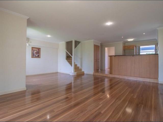 Townhouse for rent in Fernbrook, Queensland