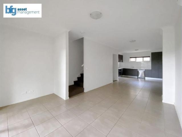 Townhouse for rent in Camerons Creek, Victoria