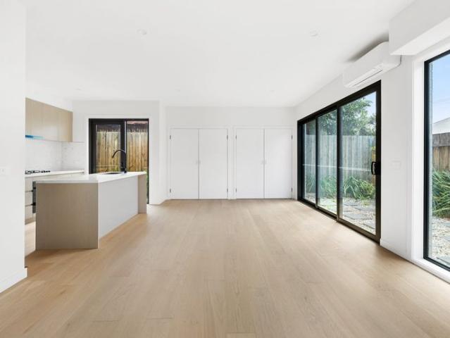 Townhouse for rent in Camerons Creek, Victoria