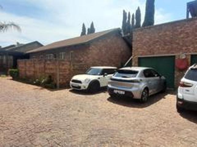 Townhouse for rent in Centurion, Gauteng
