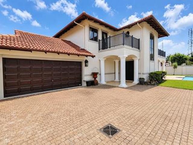 Townhouse for sale in Umhlanga, Kwazulu-natal