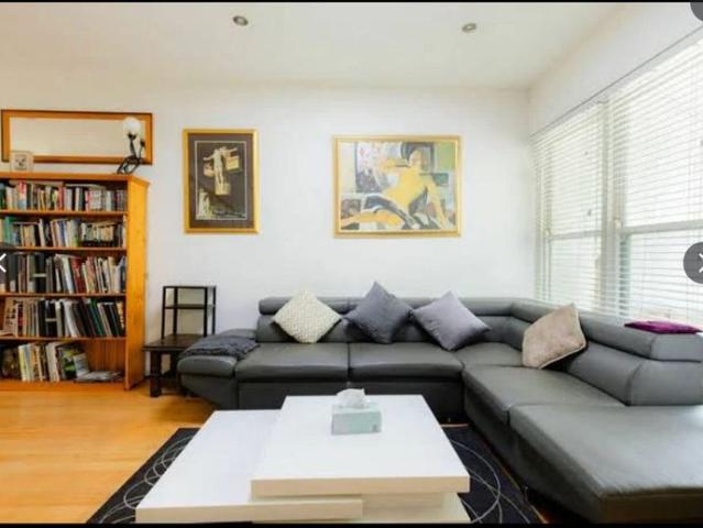 Townhouse for rent in Camerons Creek, Victoria