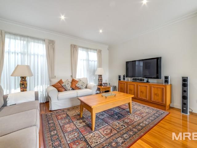 Townhouse for rent in Camerons Creek, Victoria