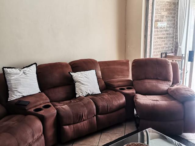 Townhouse for sale in Waterkloof, Gauteng
