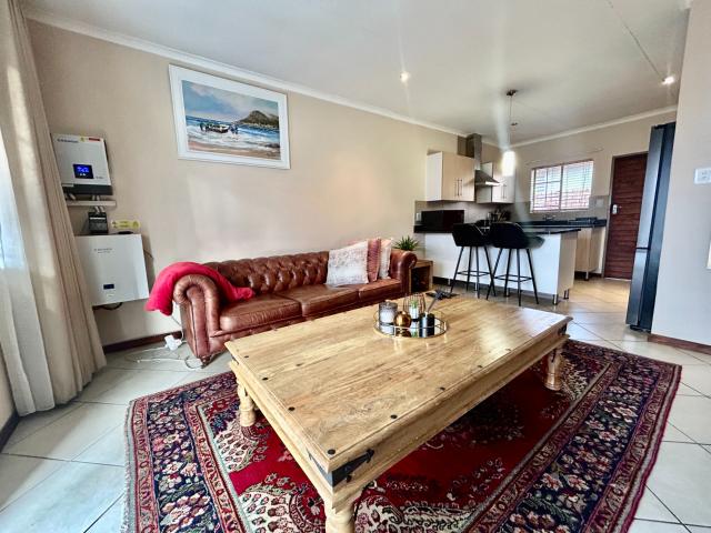 Townhouse for sale in Waterkloof, Gauteng