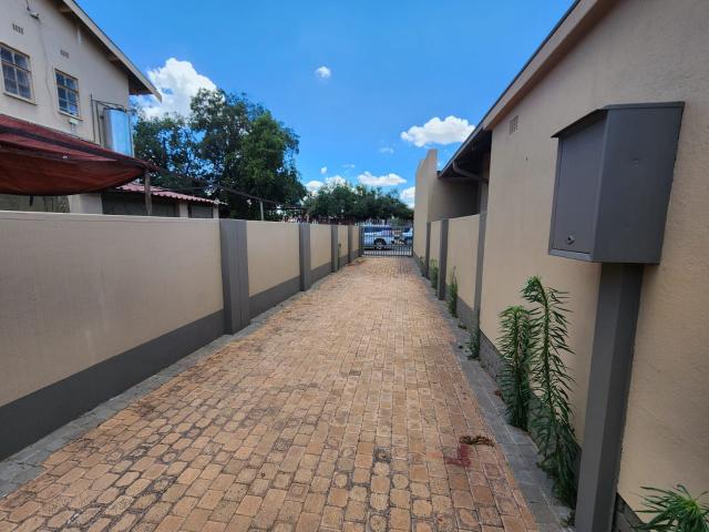 Townhouse for sale in Frances Baard, Northern Cape