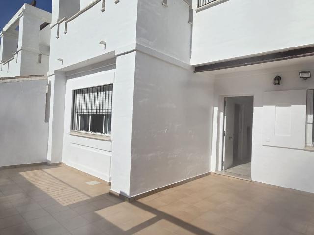 Casa en alquiler en Nueva Andalucía, Costa del Sol Occidental