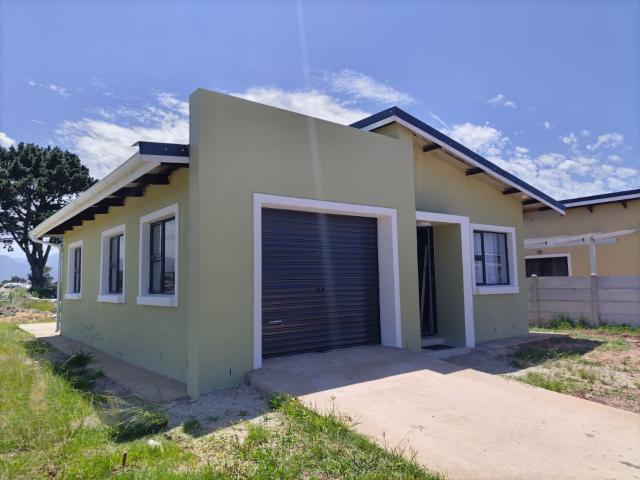 Townhouse for sale in Groot Brak Rivier, Western Cape