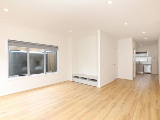 Townhouse for rent in Camerons Creek, Victoria