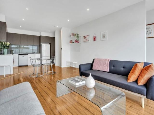 Townhouse for rent in Moonee Ponds, Melbourne