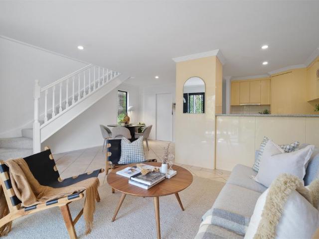 Townhouse for rent in Toowong, Greater Brisbane
