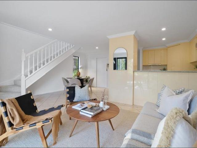 Townhouse for rent in Toowong, Greater Brisbane