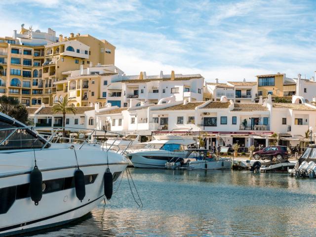 Casa en alquiler en Artola, Costa del Sol Occidental