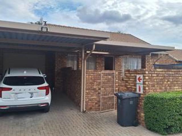 Townhouse for rent in Centurion, Gauteng