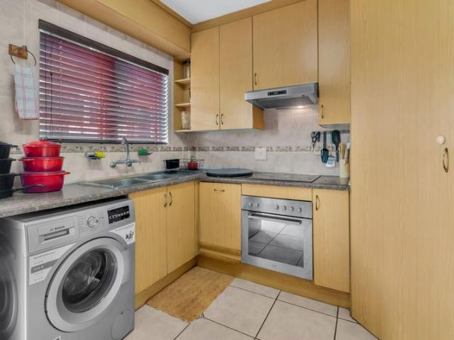 Townhouse for sale in Johannesburg, West