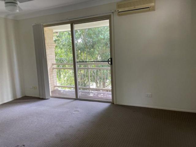 Townhouse for rent in Fernbrook, Queensland