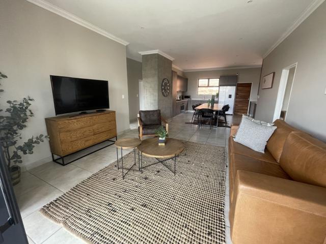 Townhouse for sale in Waterkloof, Gauteng