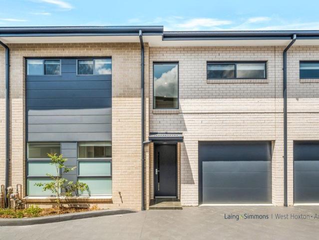 Townhouse for rent in Casula, Sydney