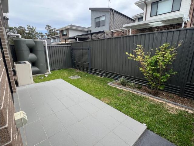 Townhouse for rent in Sydney, New South Wales