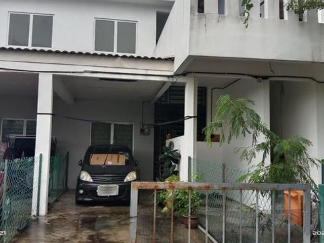Townhouse for sale in Perak, Perak Tengah