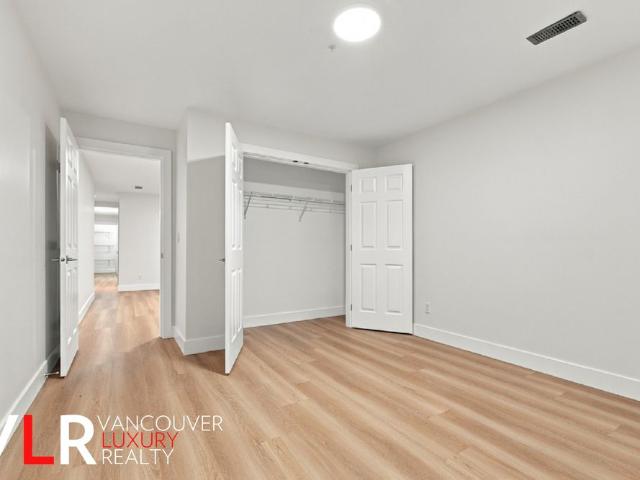 Townhouse for rent in Surrey Centre, Surrey