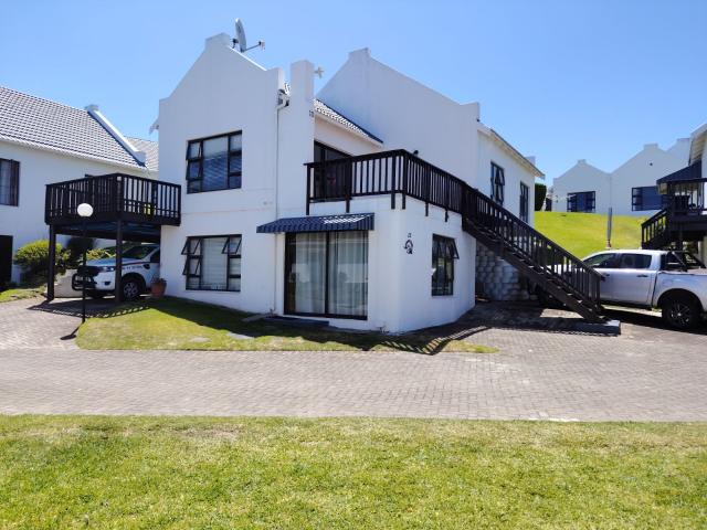 Townhouse for sale in Groot Brak Rivier, Western Cape