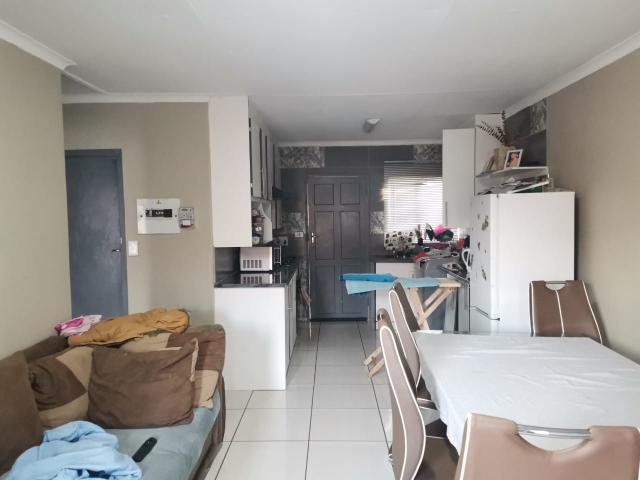 Townhouse for sale in Akasia, Gauteng