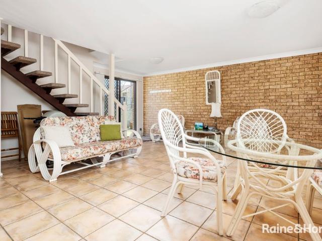 Townhouse for rent in Nelson Bay, New South Wales