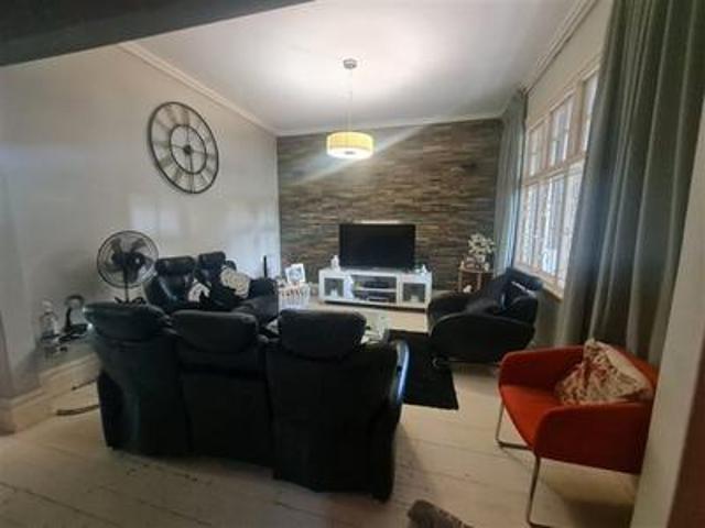 Townhouse for sale in Seaview, Kwazulu-natal