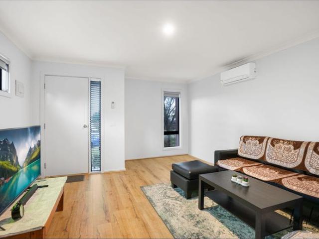 Townhouse for rent in Camerons Creek, Victoria