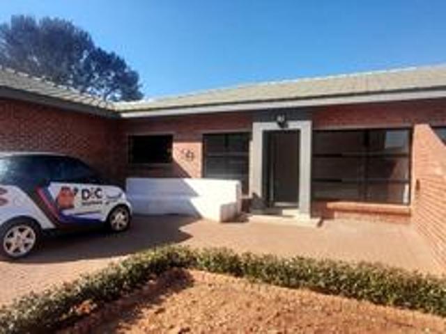 Townhouse for rent in Centurion, Gauteng