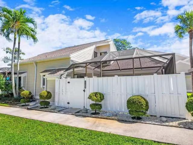 Condo for rent in Jupiter