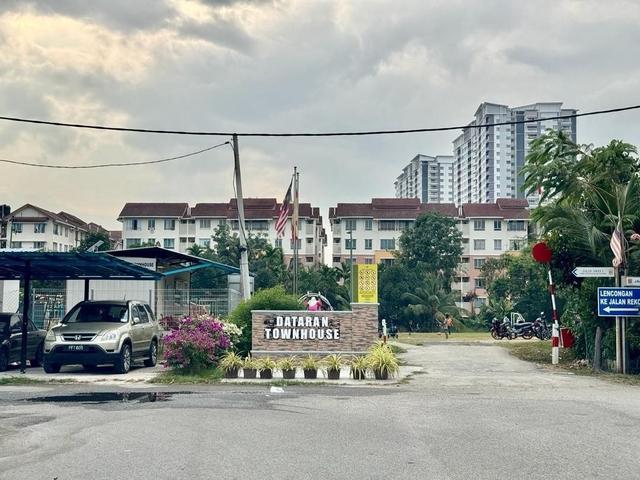 Townhouse for sale in Kajang, Langat