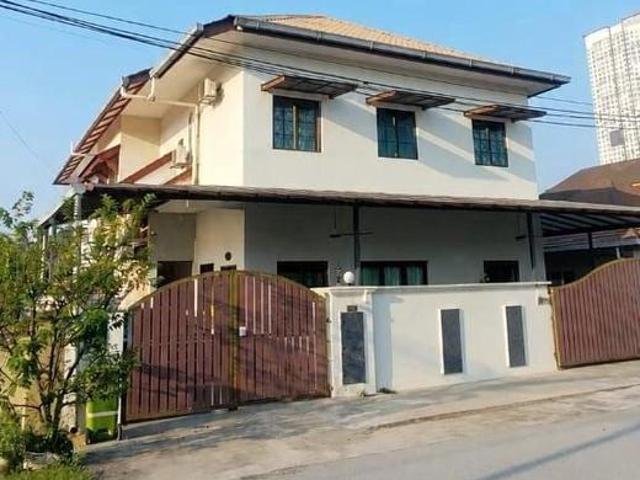 Townhouse for rent in Selayang, Selangor