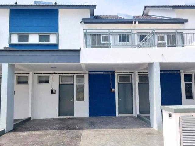Townhouse for sale in Tanjong Sepat, Selangor
