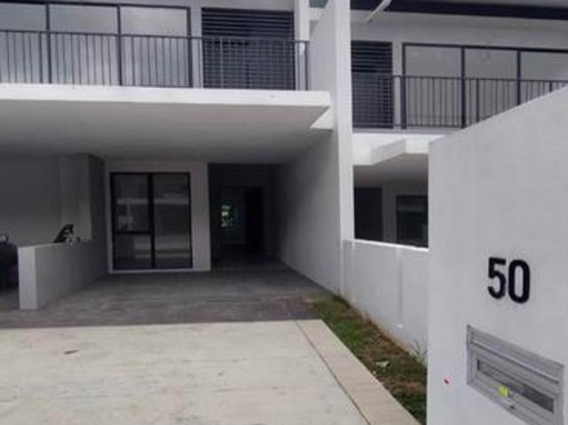 Townhouse for rent in Kajang, Langat