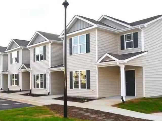 Condo for rent in Dunn