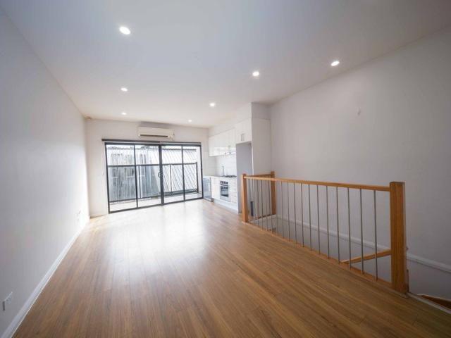 Townhouse for rent in Fawkner, Melbourne