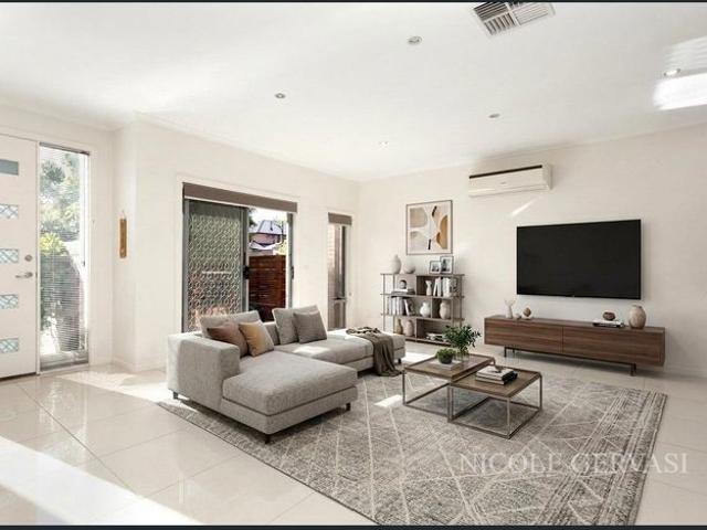 Townhouse for rent in Camerons Creek, Victoria