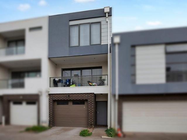Townhouse for rent in Camerons Creek, Victoria