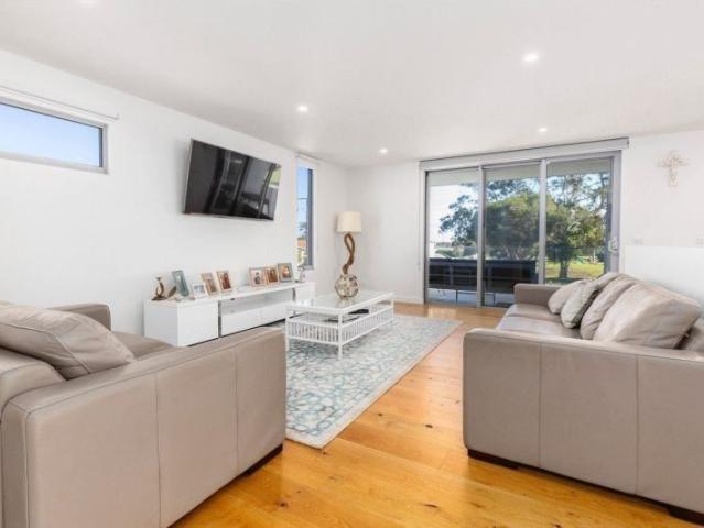 Townhouse for rent in Camerons Creek, Victoria