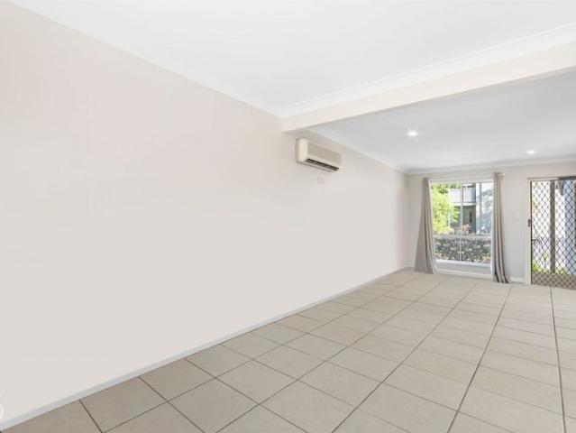 Townhouse for rent in Methul, Queensland