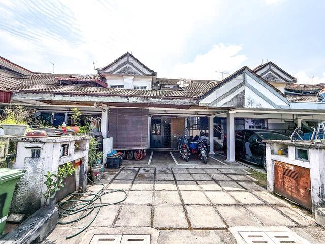 Townhouse for sale in Country Heights Damansara, Kuala Lumpur