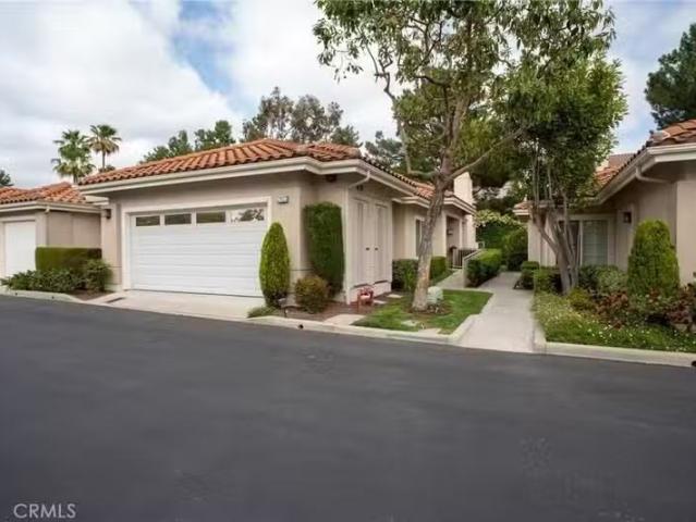 Condo for rent in Anaheim