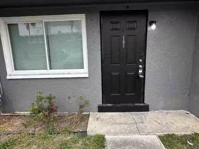Condo for rent in Melbourne