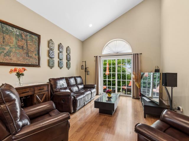 Townhouse for sale in Gurnee, Illinois