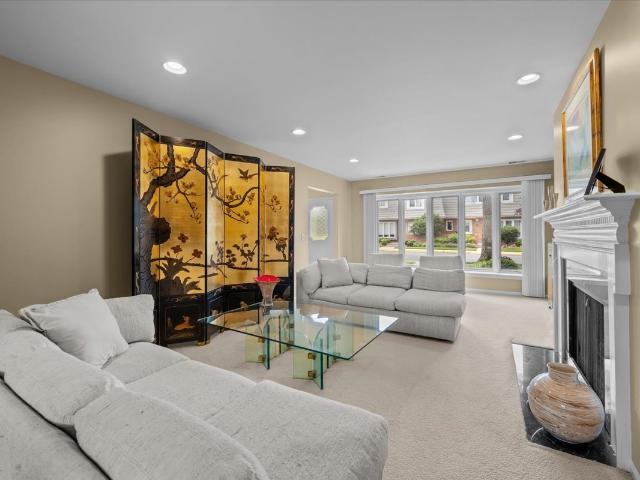 Townhouse for sale in Highland Park, Illinois