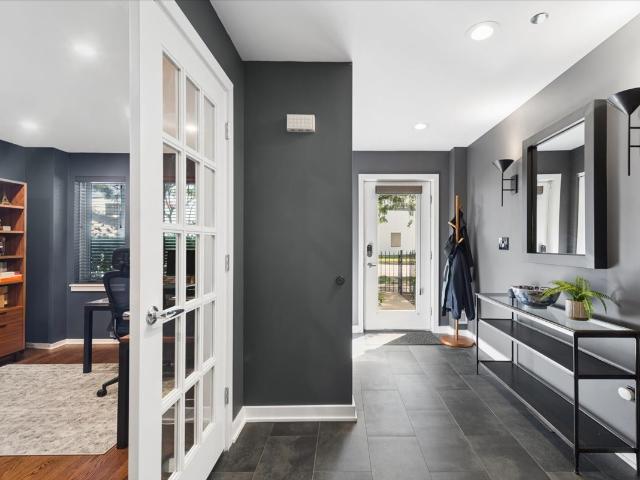 Townhouse for sale in Chicago Park, Illinois