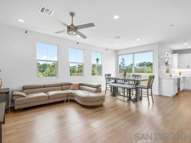 Townhouse for sale in Oceanside, California
