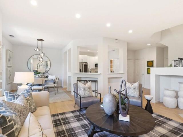 Townhouse for sale in San Mateo, California